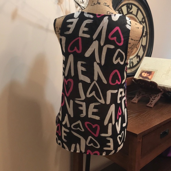 ✨MATERIAL GIRL SEE THROUGH SLEEVELESS BLOUSE✨ - Picture 3 of 6